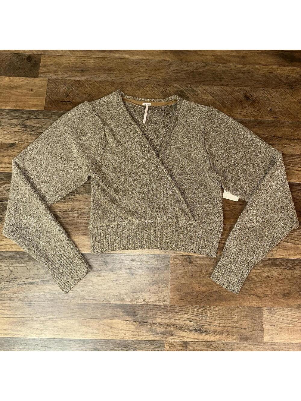 FREE PEOPLE Sweater Women’s XS Gold Glitter Plunging V-Neck Blended Fabric $128
